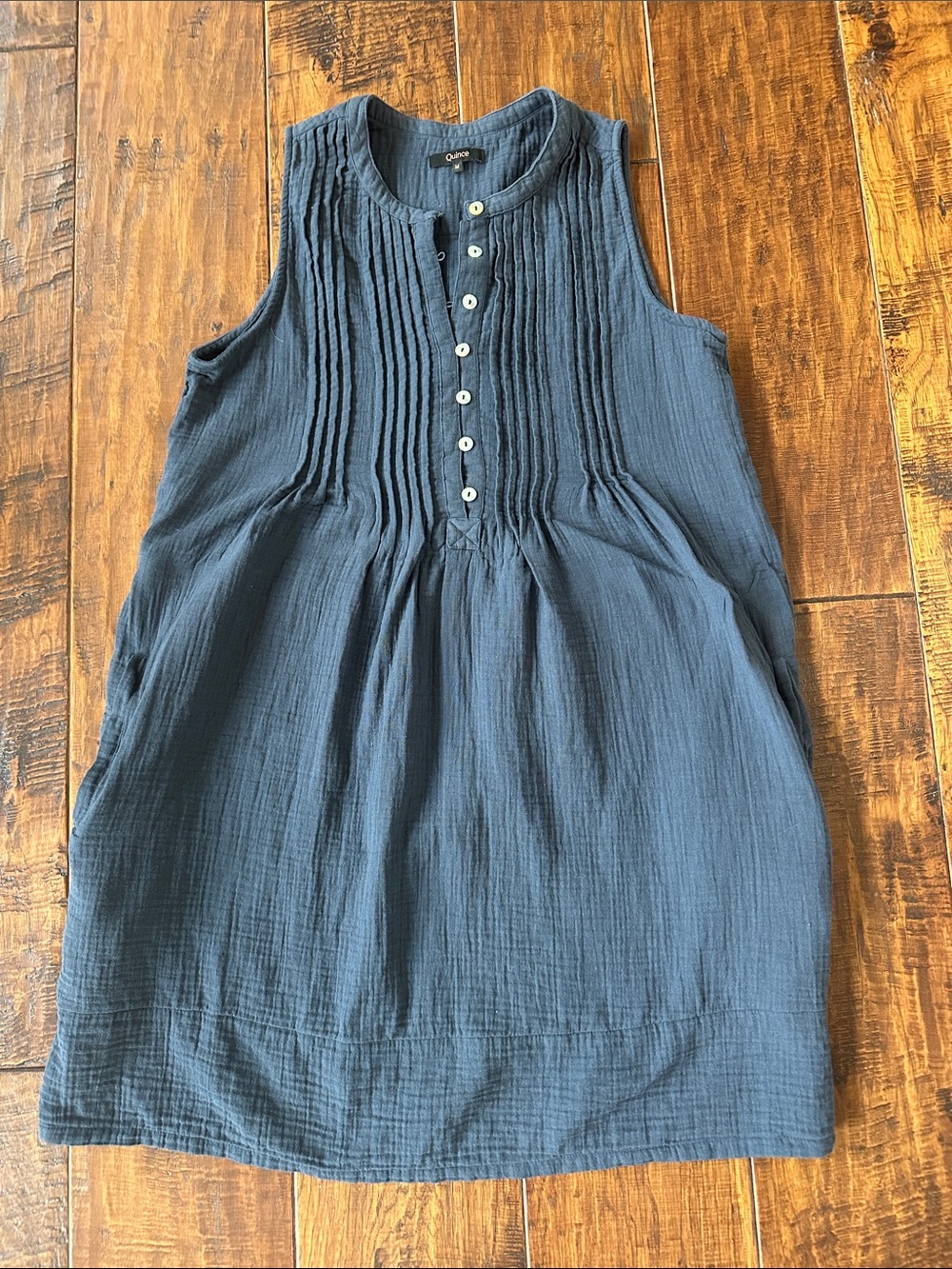 Quince 100% Organic Cotton Gauze Sleeveless Swing Dress in Indigo Blue Size M